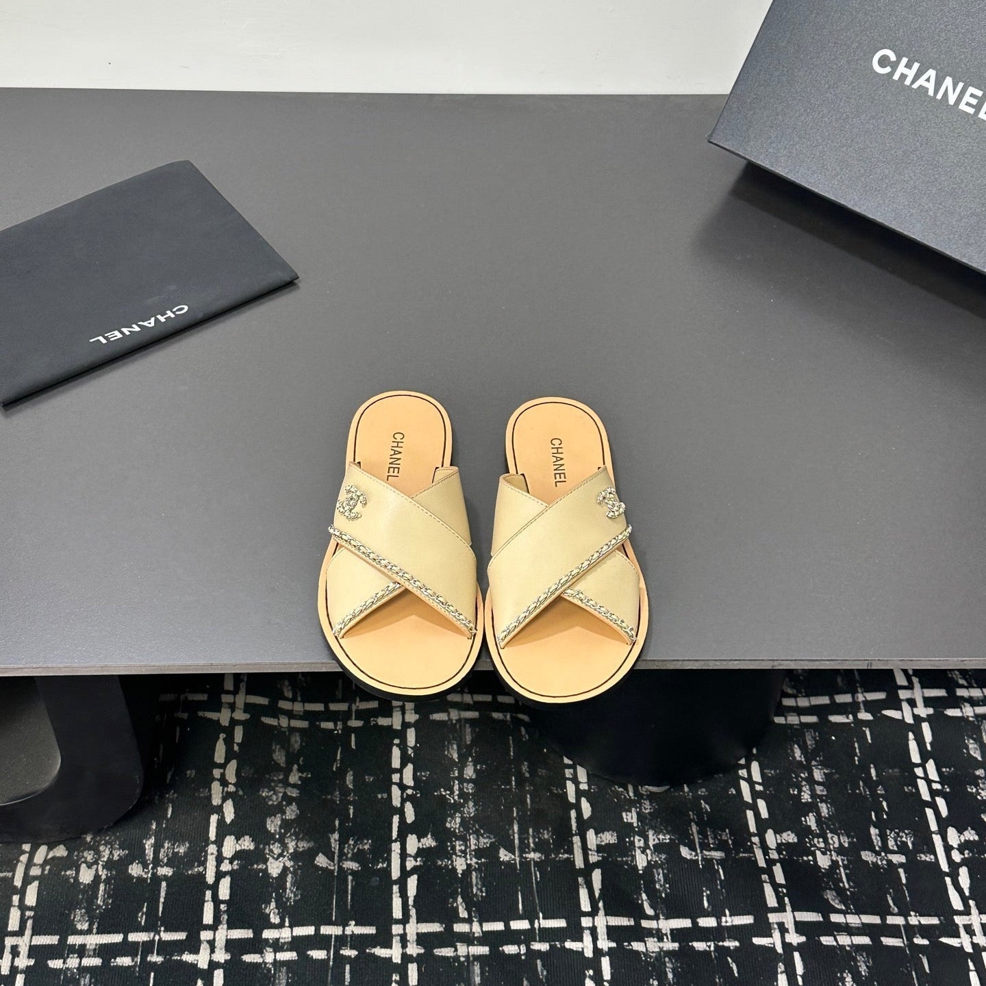 CHANEL 26S CROSS-STRAP SANDALS IN BEIGE LEATHER