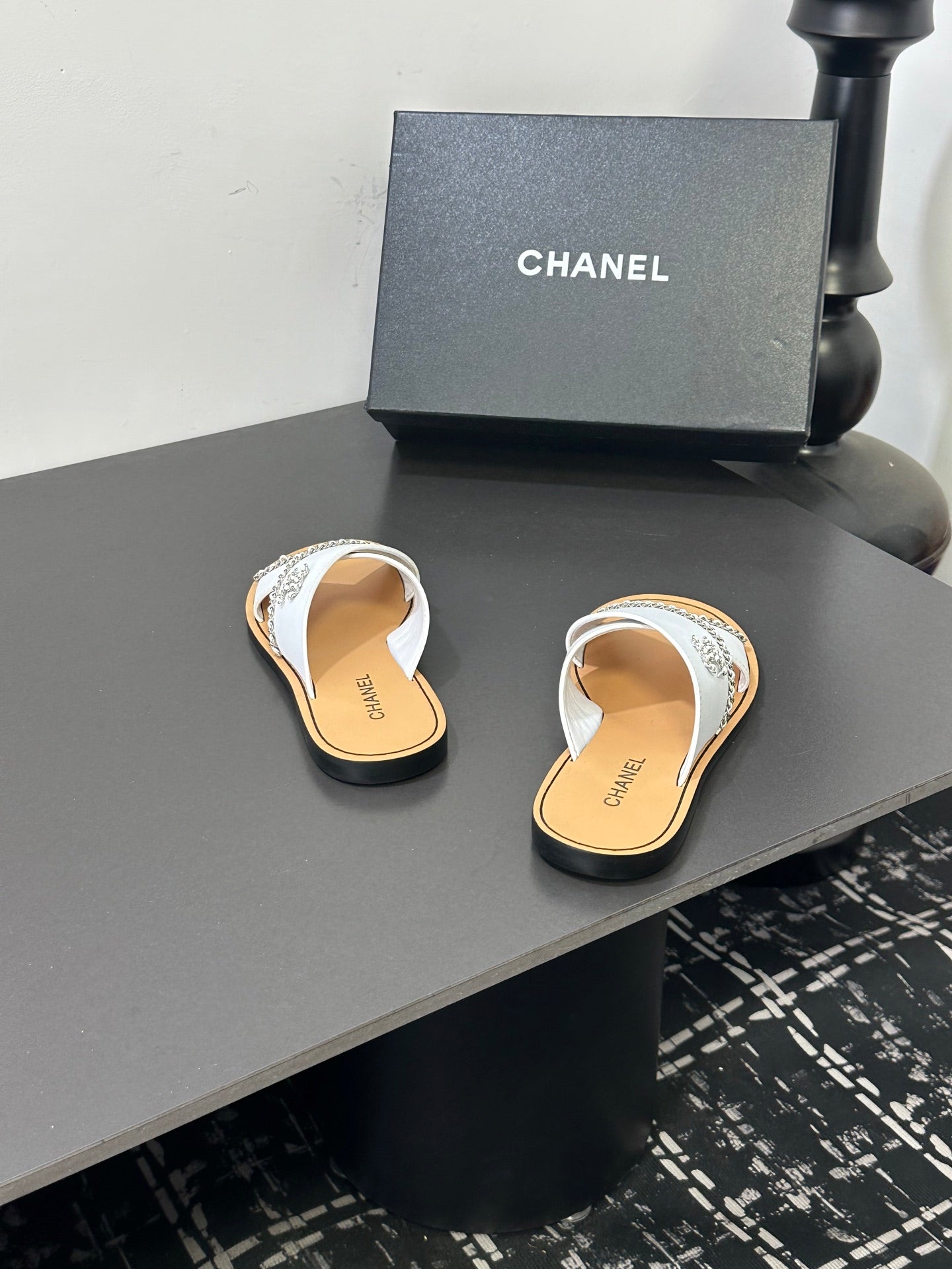 CHANEL 26S CROSS-STRAP SANDALS IN WHITE LEATHER