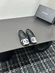 CHANEL 26S BALLET FLATS IN BLACK CALFSKIN WITH WHITE CC LOGO