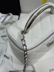 MINI VANITY TOP HANDLE CASE 17 IN WHITE CAVIAR SKIN SILVER-TONE PLATED METAL
