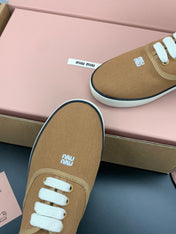 MIUMIU 26S LACE UP SNEAKERS IN CARAMEL BROWN CANVAS RUBBER SOLE