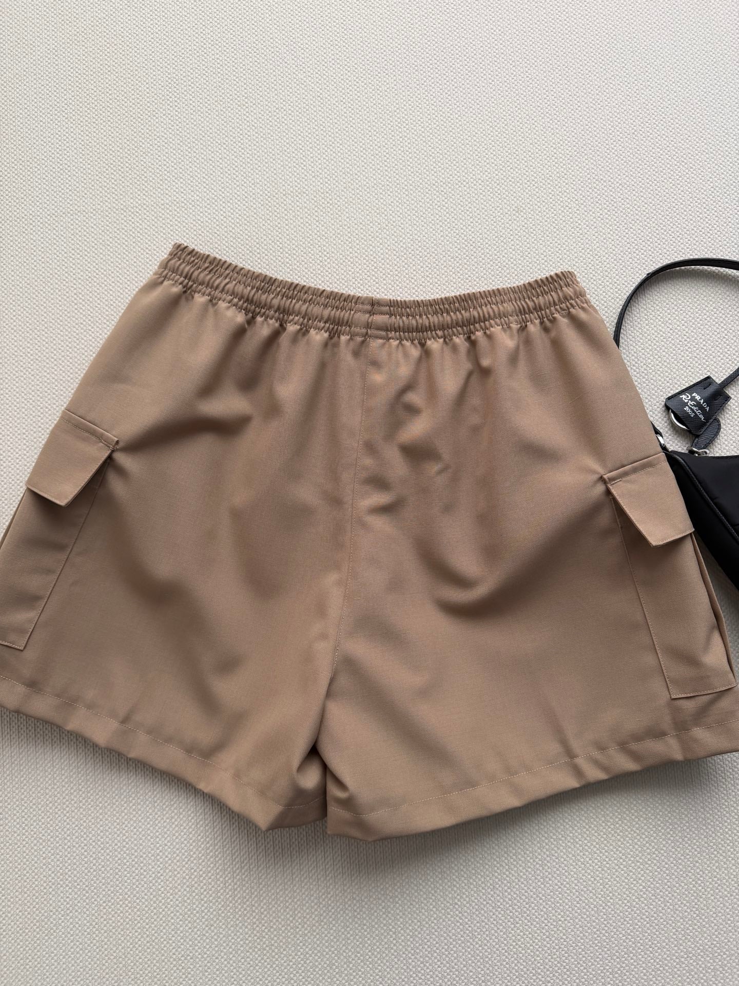 PRADA 26S CARGO SHORTS STYLE 939