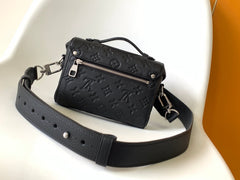 LV 25S SOUL TRUNK 19 IN BLACK EMBOSSED TAURILLON CALFSKIN SILVER HARDWARE