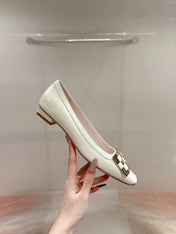 TROMPETTE BALLERINAS IN OFF WHITE SHINY CALFSKIN