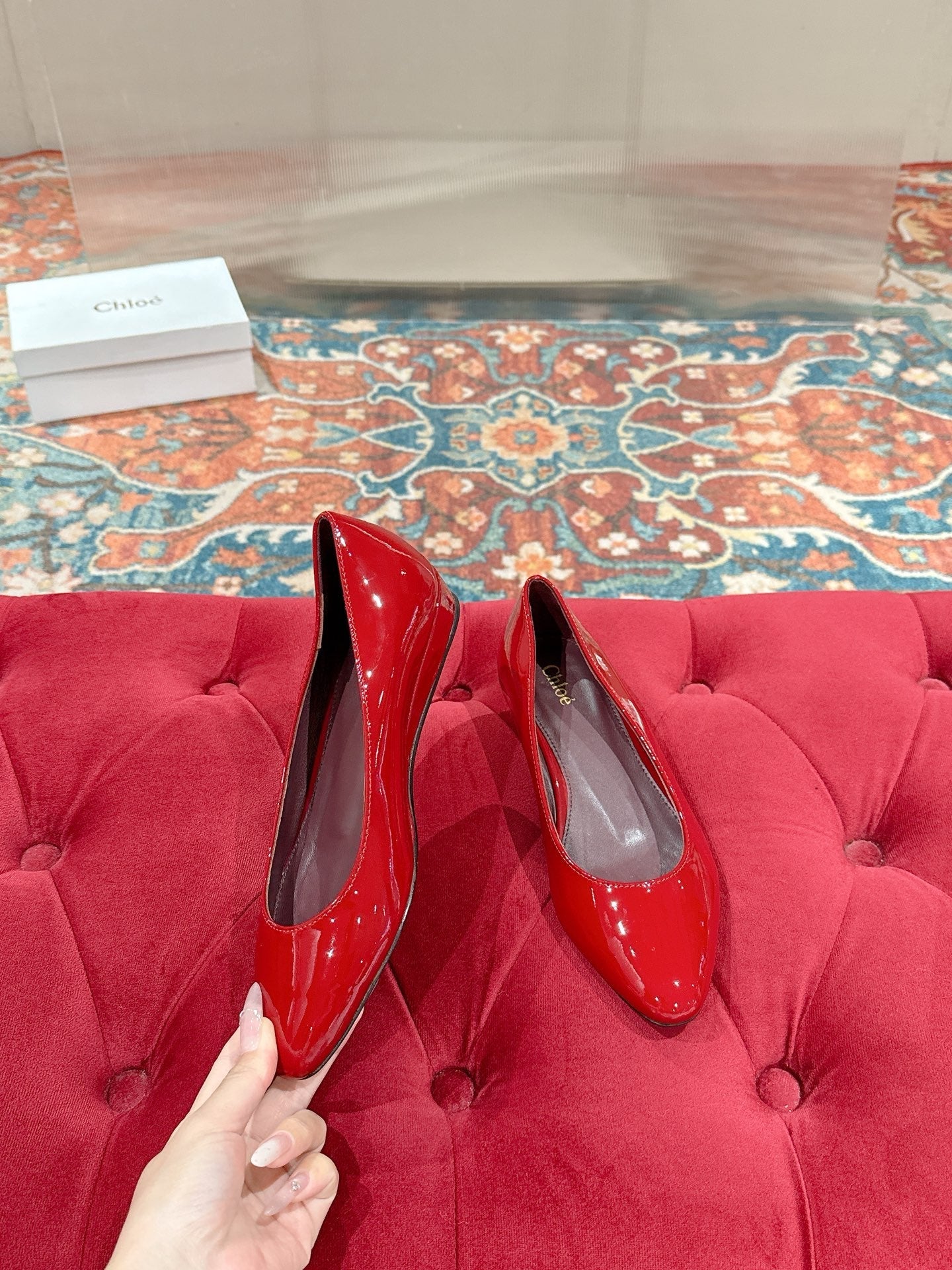 CHLOE 26S BALLET FLATS IN RED PATENT CALFSKIN