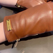 TOUCHSCREEN GLOVES IN BRONZE BROWN LAMBSKIN WITH GOLD LOGO 462270