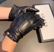 GLOVES WITH DOUBLE BUTTONS IN BLACK LAMBSKIN AND FLEECE LINING 465013