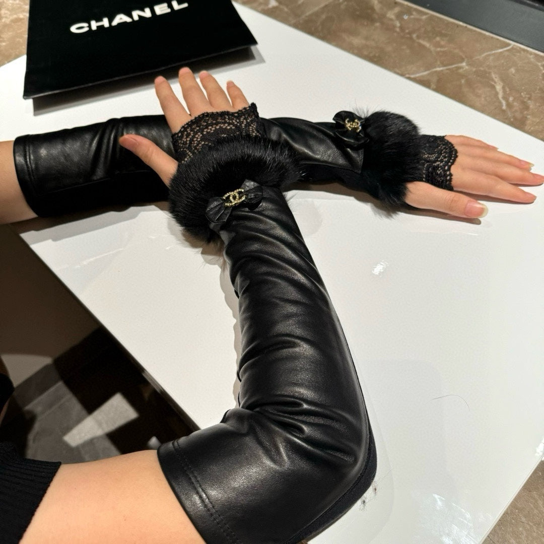 FINGERLESS LONG GLOVES IN BLACK LAMBSKIN WITH RABBIT FUR 465798