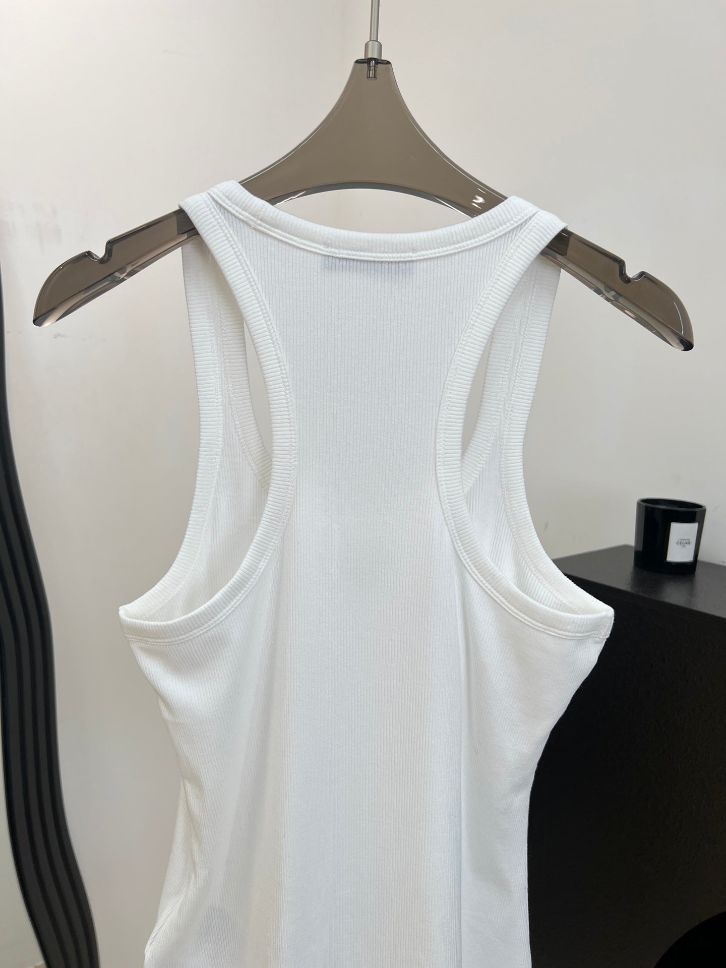 PRADA 26S SLEEVELESS TOP 1055