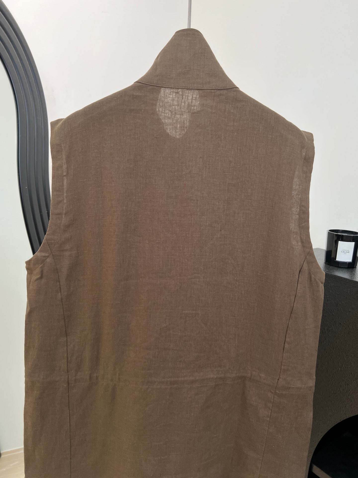LORO PIANA 26S SLEEVELESS STAND-COLLAR VEST 898