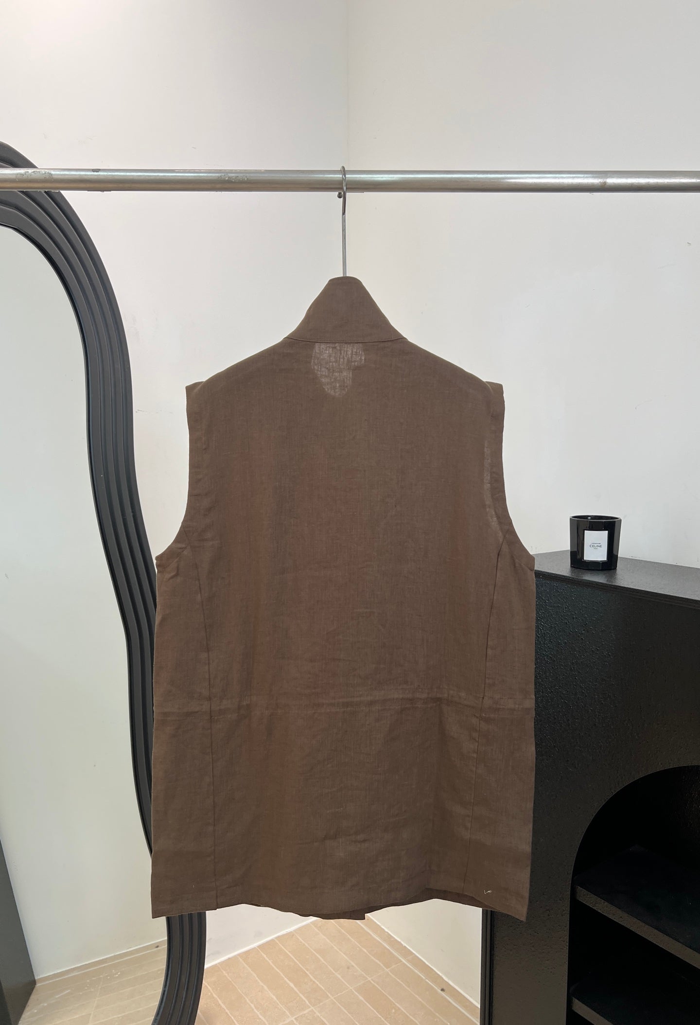 LORO PIANA 26S SLEEVELESS STAND-COLLAR VEST 898