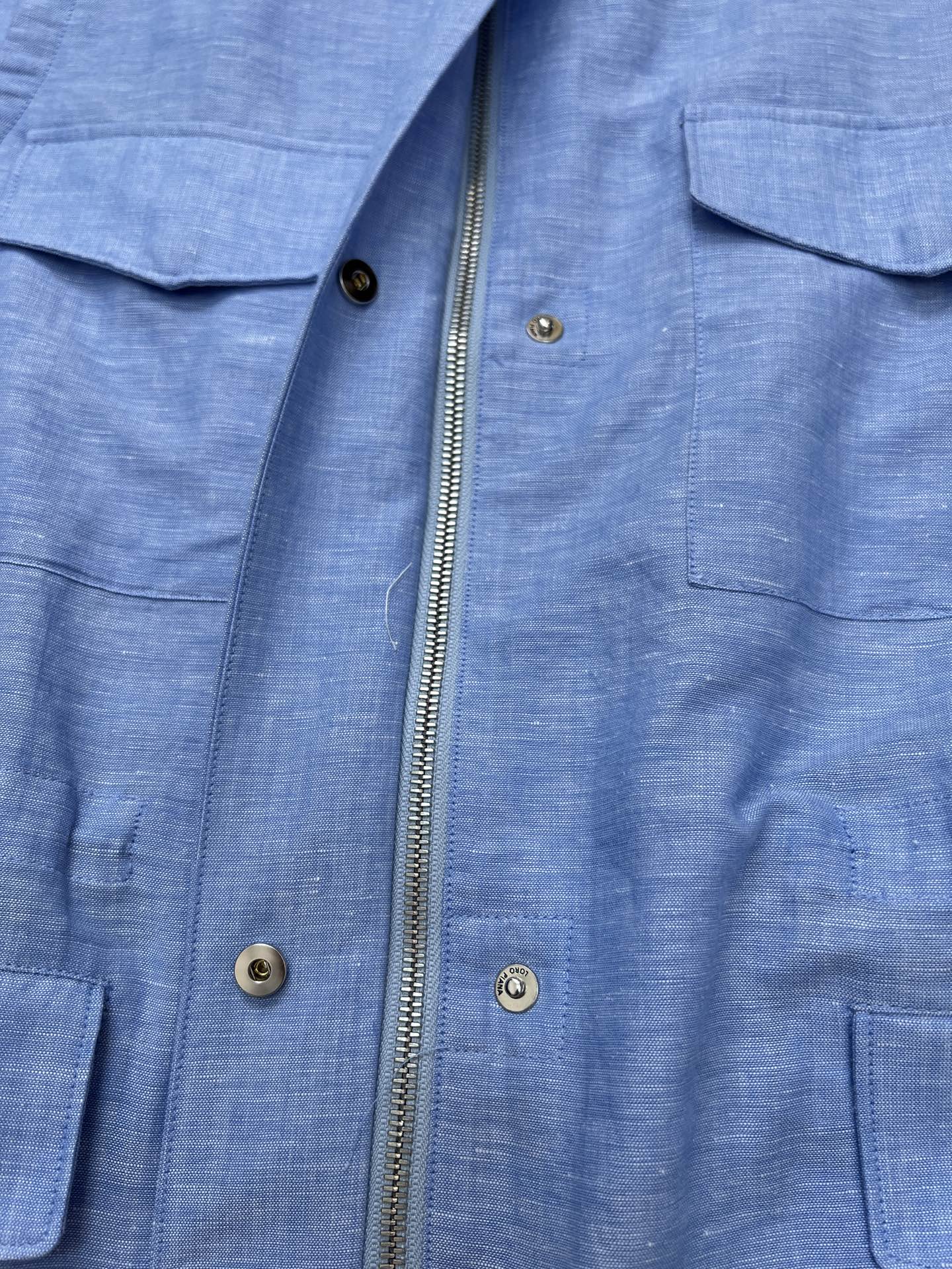LORO PIANA 26S SLEEVELESS STAND-COLLAR VEST 897