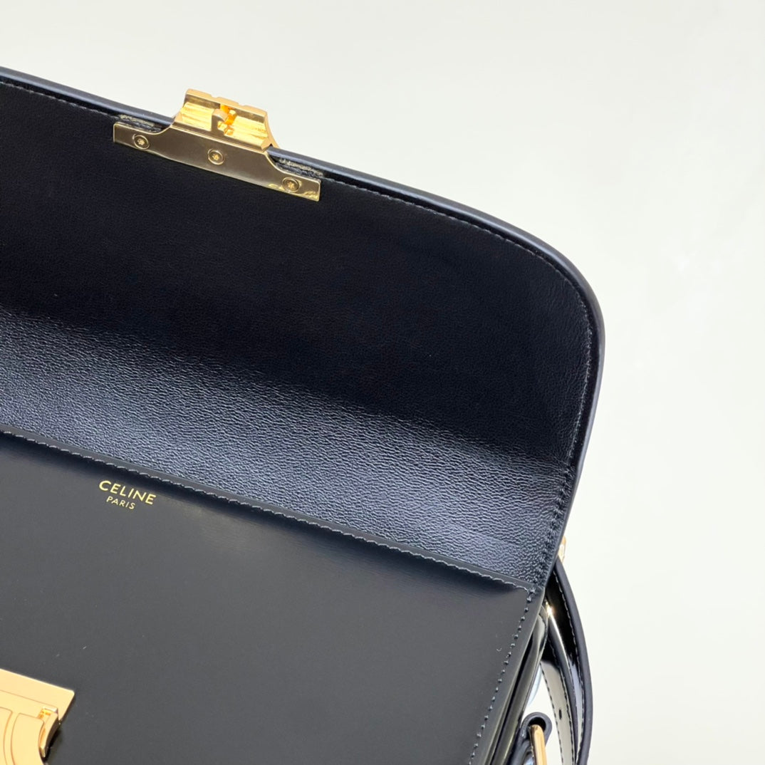 MINI CLAUDE 22 SHINY CALFSKIN BLACK