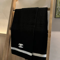 CHANEL 25S SCARF 170 IN CASHMERE 932158