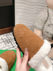 REGGIE SLIPPER IN BRONZE BROWN SUEDE AND SHEARLING LINING