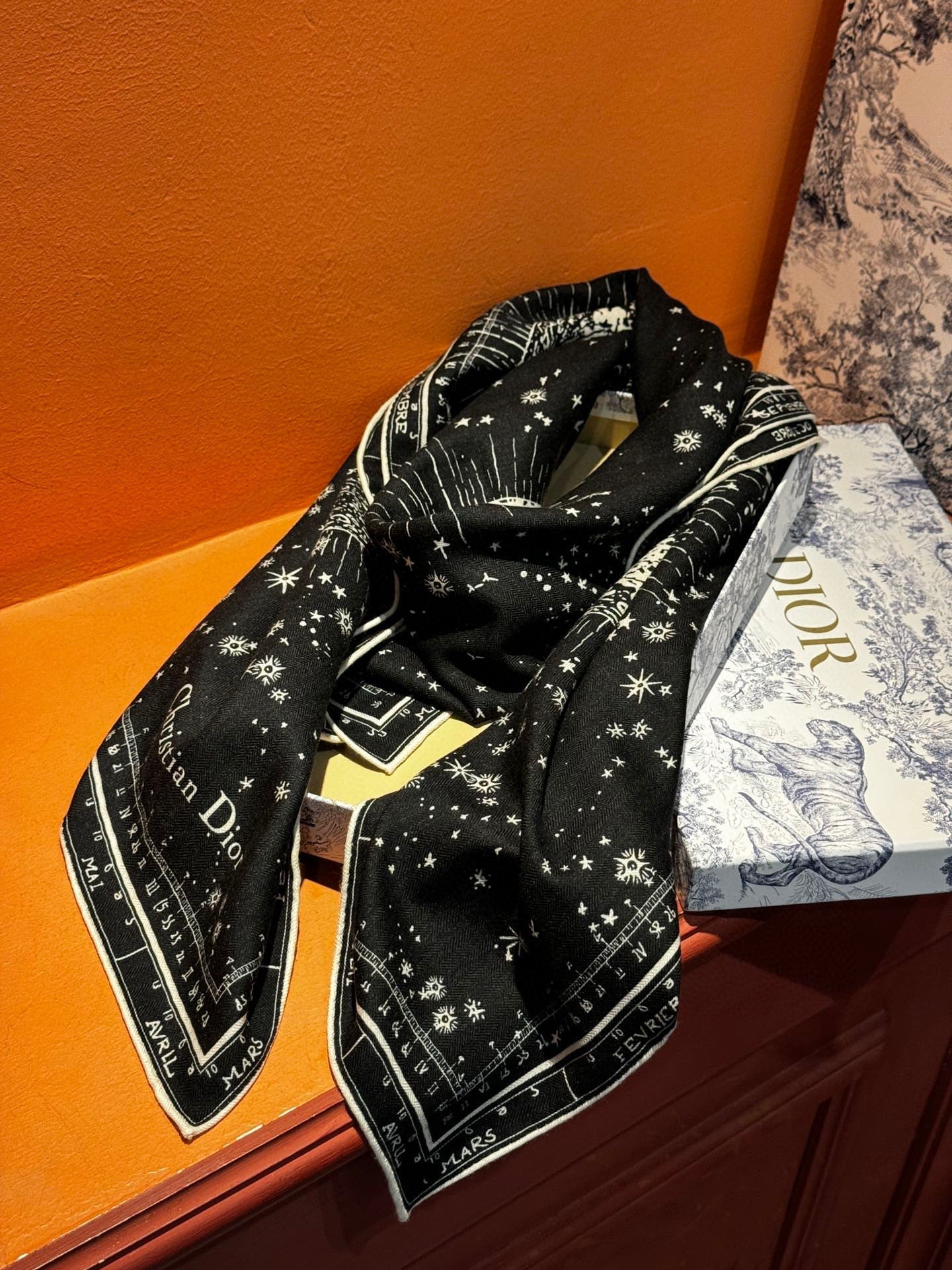 DIOR SCARF 140 CM IN SILK-CASHMERE BLEND 735816