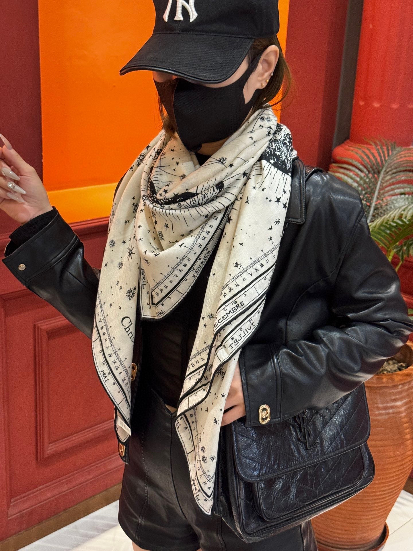 DIOR SCARF 140 CM IN SILK-CASHMERE BLEND 735817