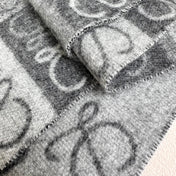 LOEWE 26S SCARF 180 IN CASHMERE WOOL 303186