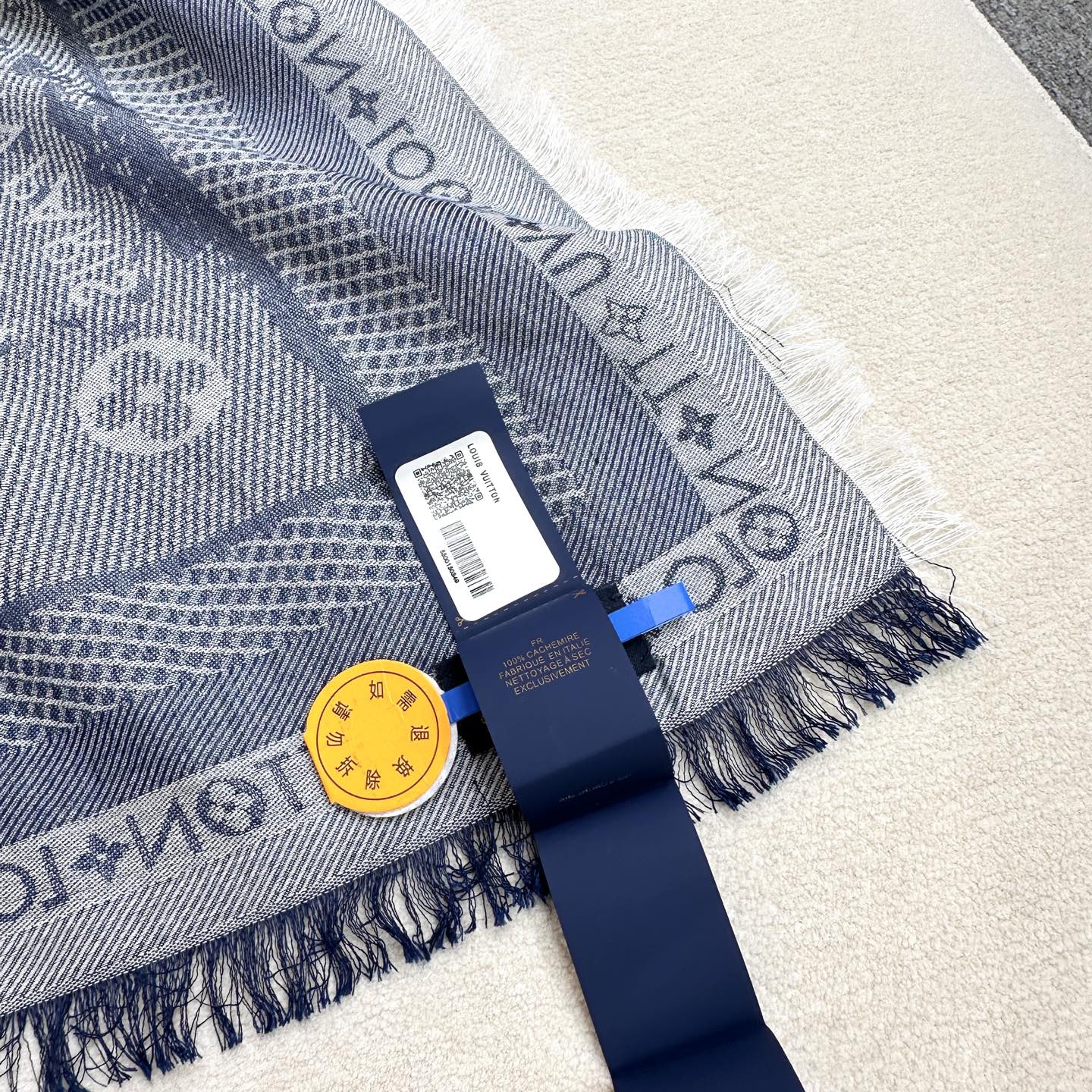 LV 26S SCARF 140 IN CASHMERE 315022