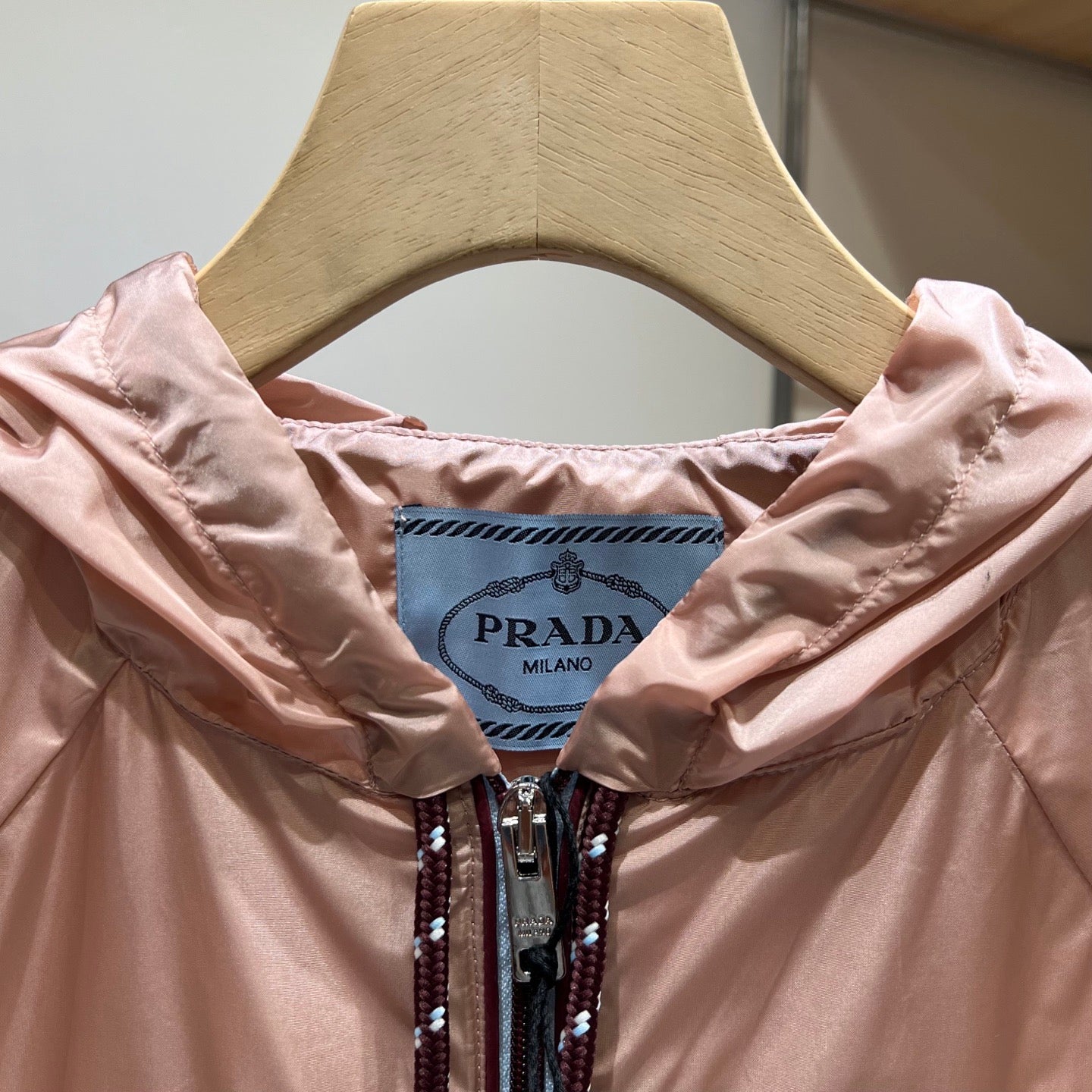 PRADA 26S JACKET STYLE 943