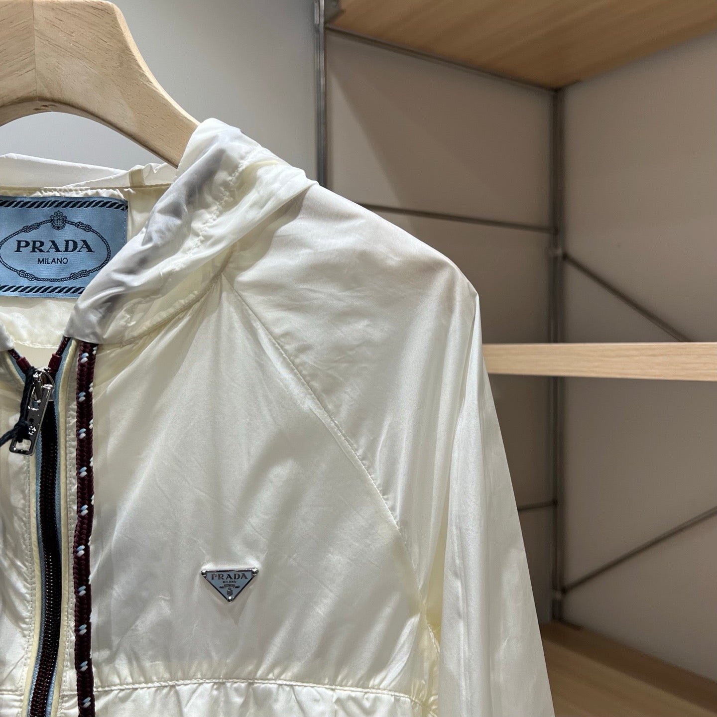 PRADA 26S JACKET STYLE 942