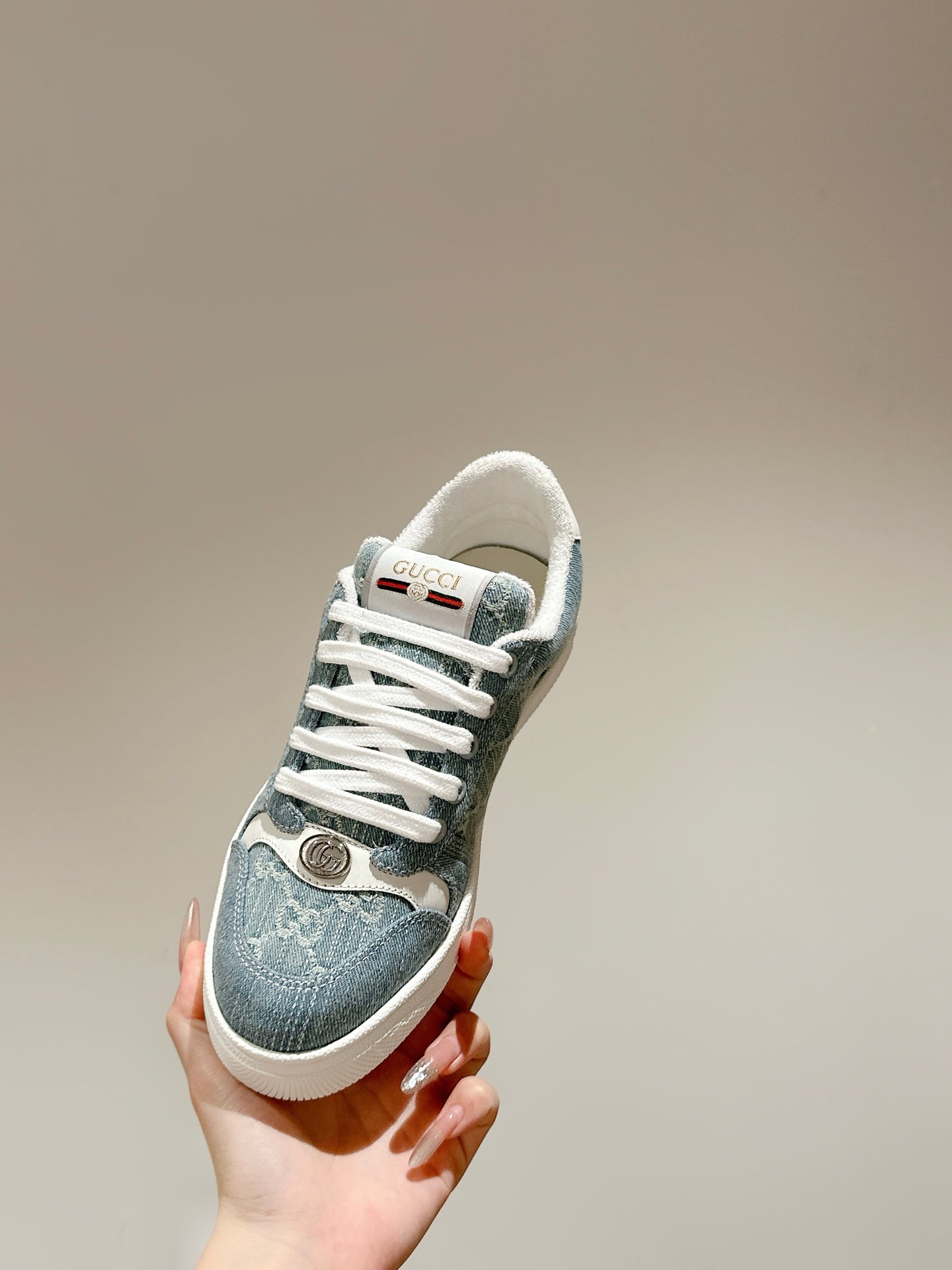 GUCCI 26S SCREENER SNEAKER IN LIGHT BLUE DENIM