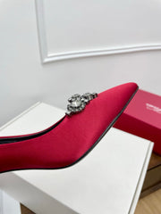 EFFLORESCENCE PUMPS IN RED GLITTER FABRIC