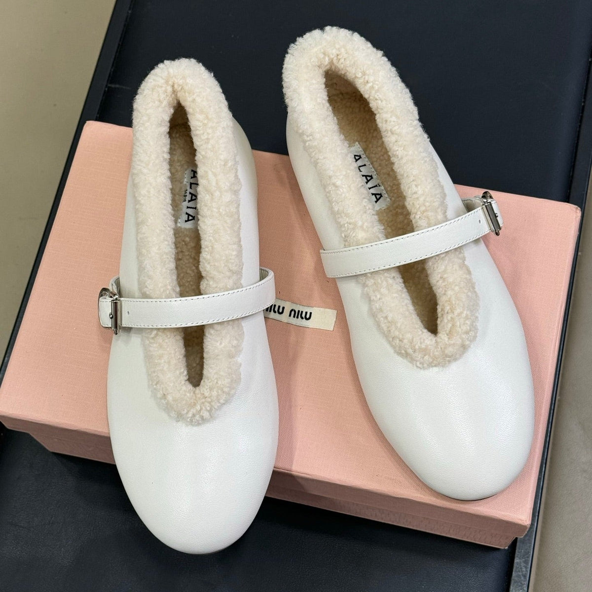 ALAIA 25S MARY JANE SHEARLING FLATS IN WHITE CALFSKIN