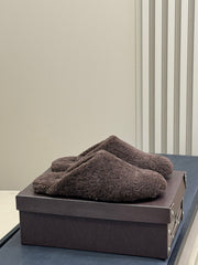 ALAIA 25S SHEARLING COZY SLIPPERS IN DARK BROWN