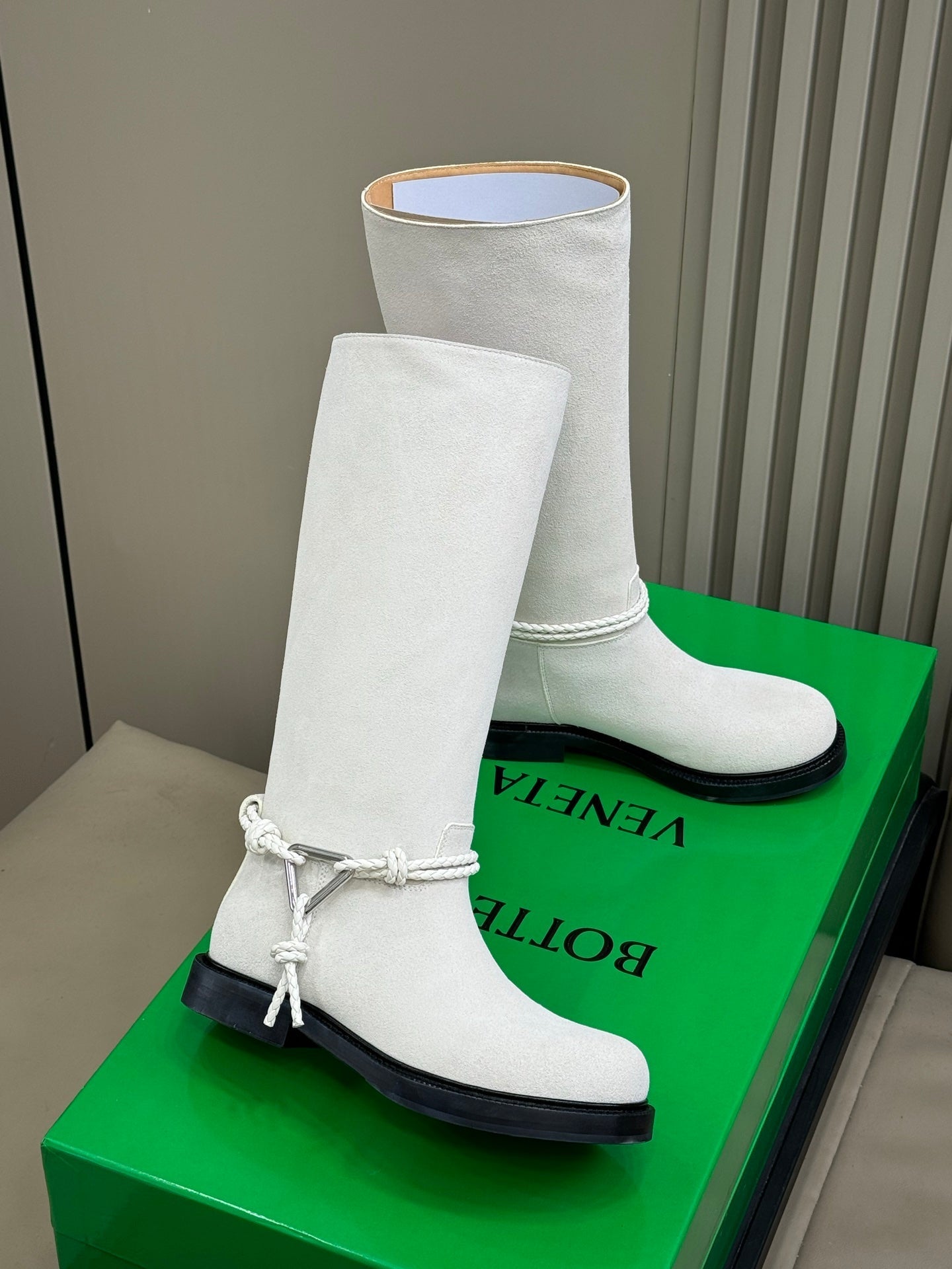 BOTTEGA VENETA 26S TALL BOOTS IN LIGHT GREY SUEDE