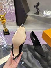 LV 26S POINTED TOE PUMPS 85MM IN BLACK SATIN