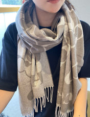 CLASSIC MONOGRAM LOGO WOOL SCARF 195 CM DOVE GRAY 413628