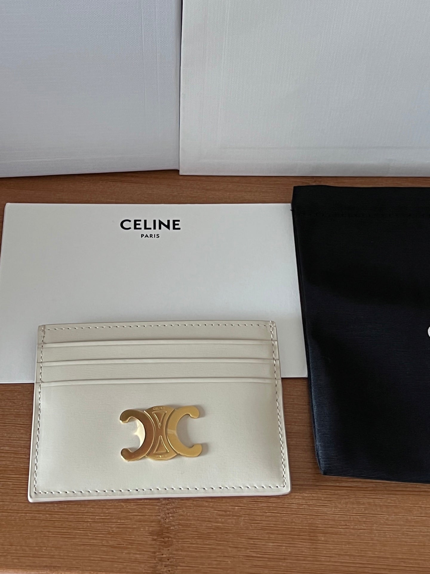 CELINE 25S CARD HOLDER WITH TRIOMPHE LOGO 11 IN IVORY CALFSKIN