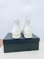 HIGH-TOP SEANKERS IN WHITE CANVAS