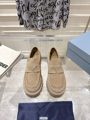 PRADA 26S PLATFORM LOAFERS 45MM IN BEIGE SUEDE