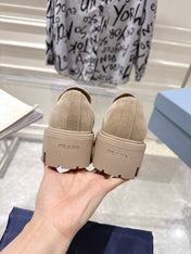 PRADA 26S PLATFORM LOAFERS 45MM IN BEIGE SUEDE
