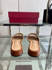VLTN HIGH HEEL 25S 30 MM IN BEIGE FABRIC AND BROWN LAMBSKIN WITH EMBROIDERED CHERRY MOTIF