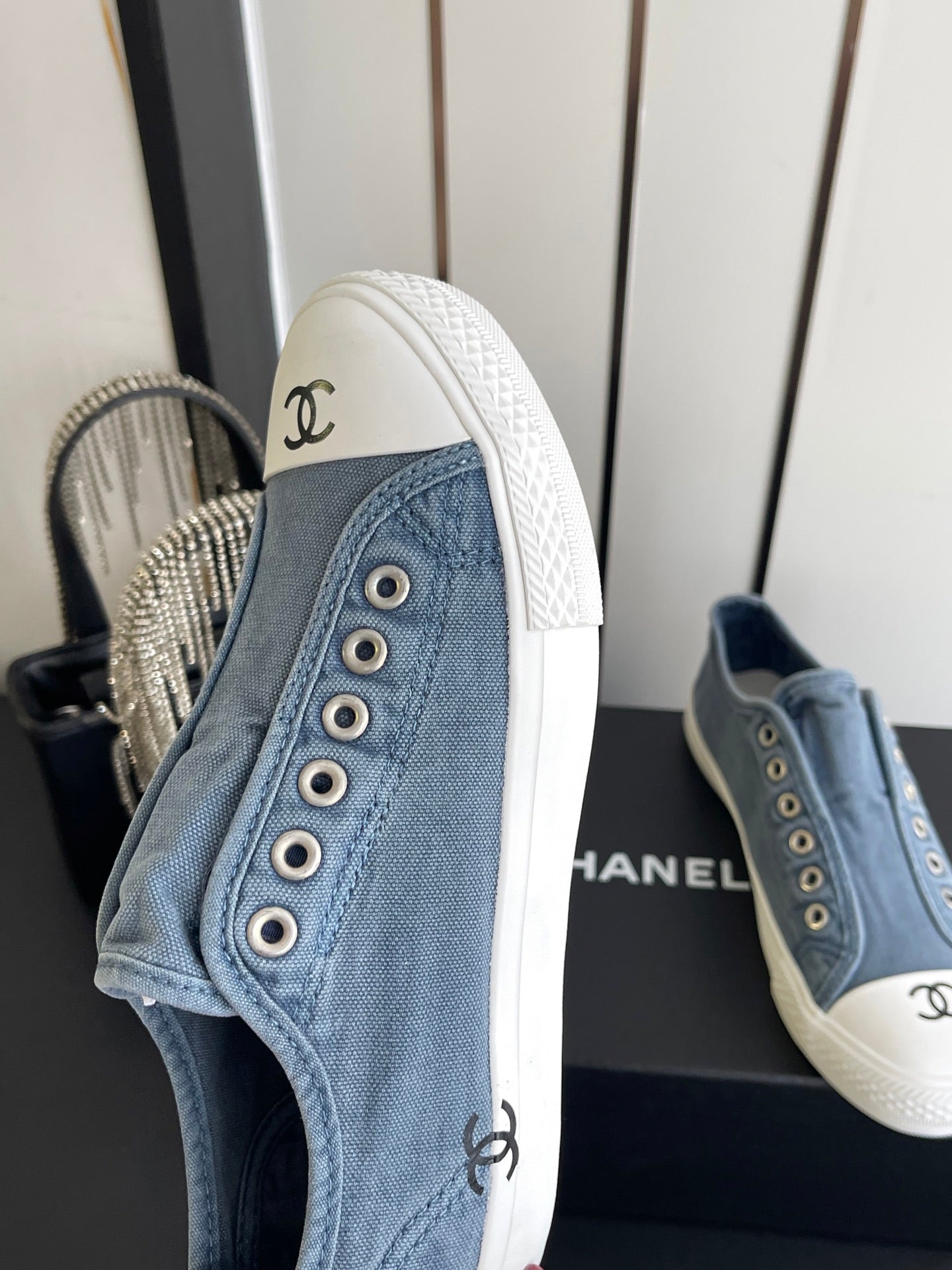 CHANEL 26S LOW TOP SNEAKERS IN NAVY BLUE CANVAS