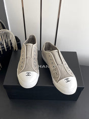 CHANEL 26S LOW TOP SNEAKERS IN GREY CANVAS