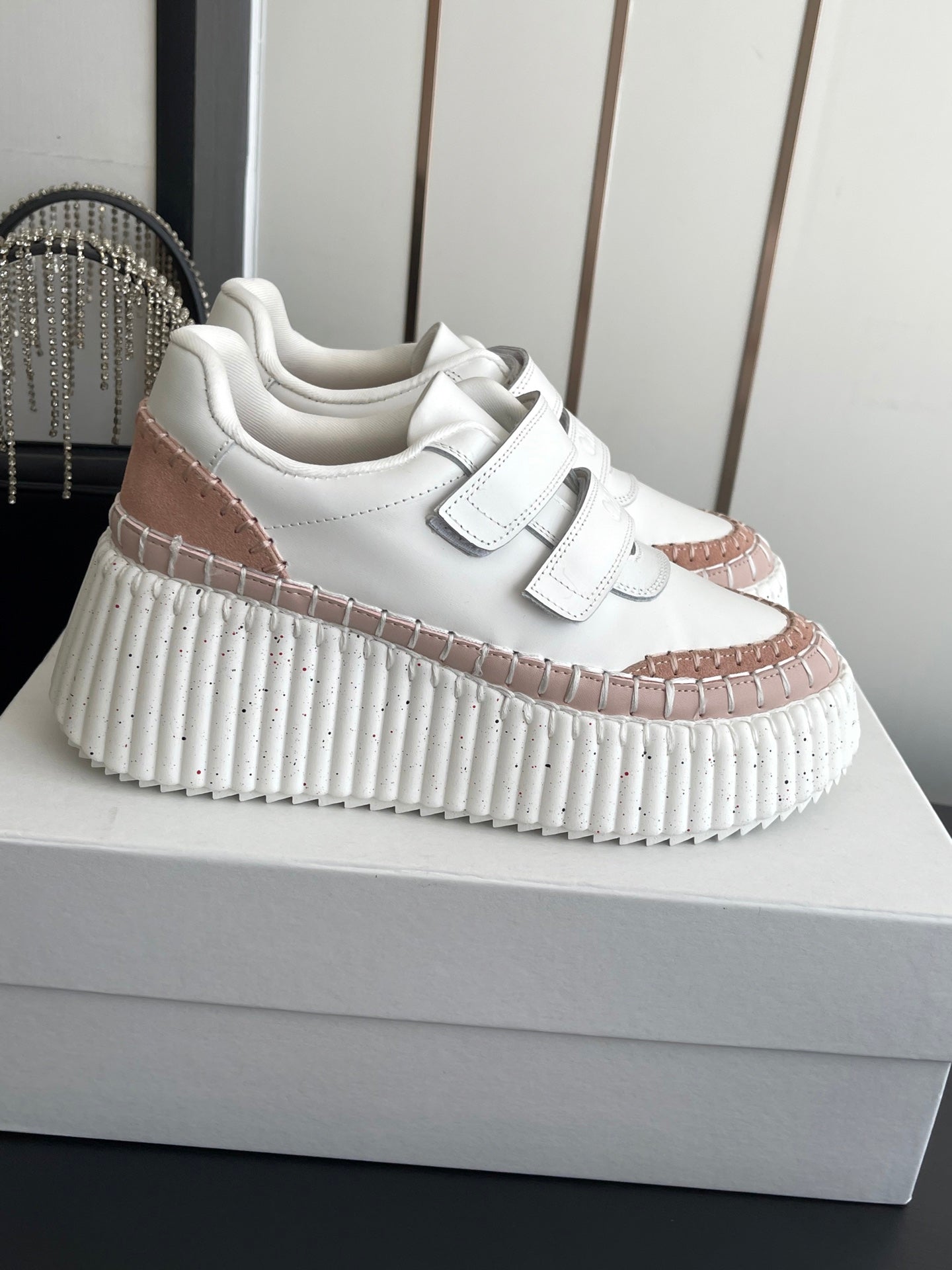 CHLOE 26S PLATFORM SNEAKERS IN WHITE AND LIGHT PINK CALFSKIN