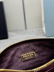 PRADA 25S RE-EDITION 2002 MEDIUM SHOULDER BAG 26 IN BURGUNDY CALFSKIN GOLD HARDWARE