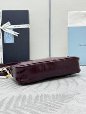 PRADA 25S RE-EDITION 2002 MEDIUM SHOULDER BAG 26 IN BURGUNDY CALFSKIN GOLD HARDWARE