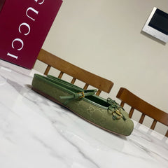 GUCCI 26S FLAT MULES IN GREEN CANVAS