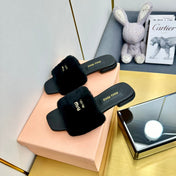 BLACK SLIPPERS LAMB FUR
