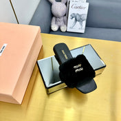 BLACK SLIPPERS LAMB FUR