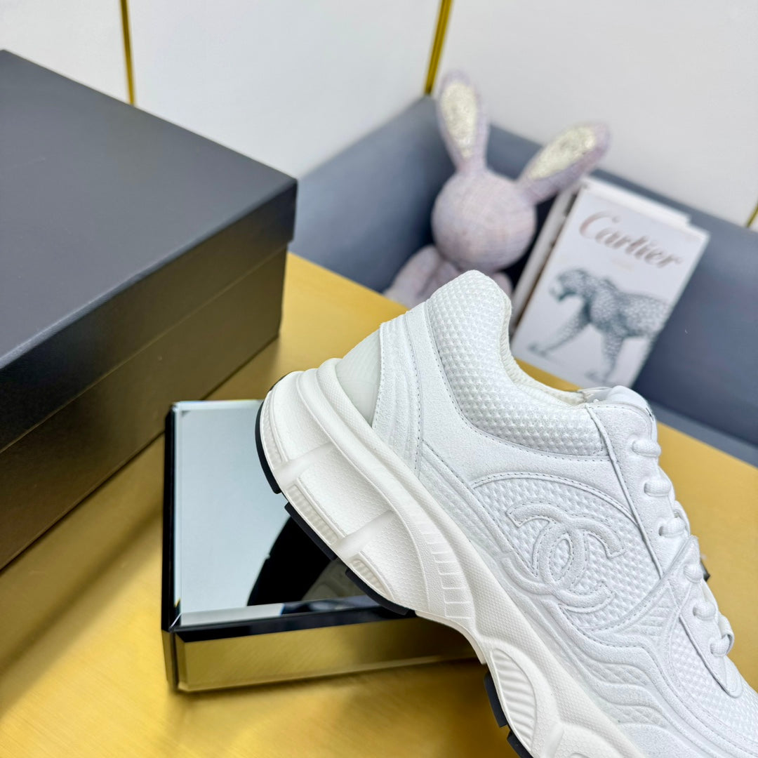 DAD SNEAKER IN WHITE SUEDE AND BREATHABLE MESH