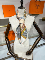 HERMES 26S SCARF 90 IN SILK 307102