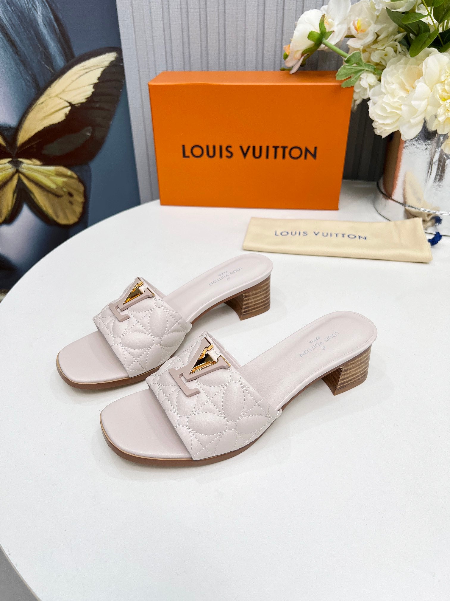 LV 26S MARE HIGH-HEELED MULE SANDALS IN ASH BEIGE CALFSKIN