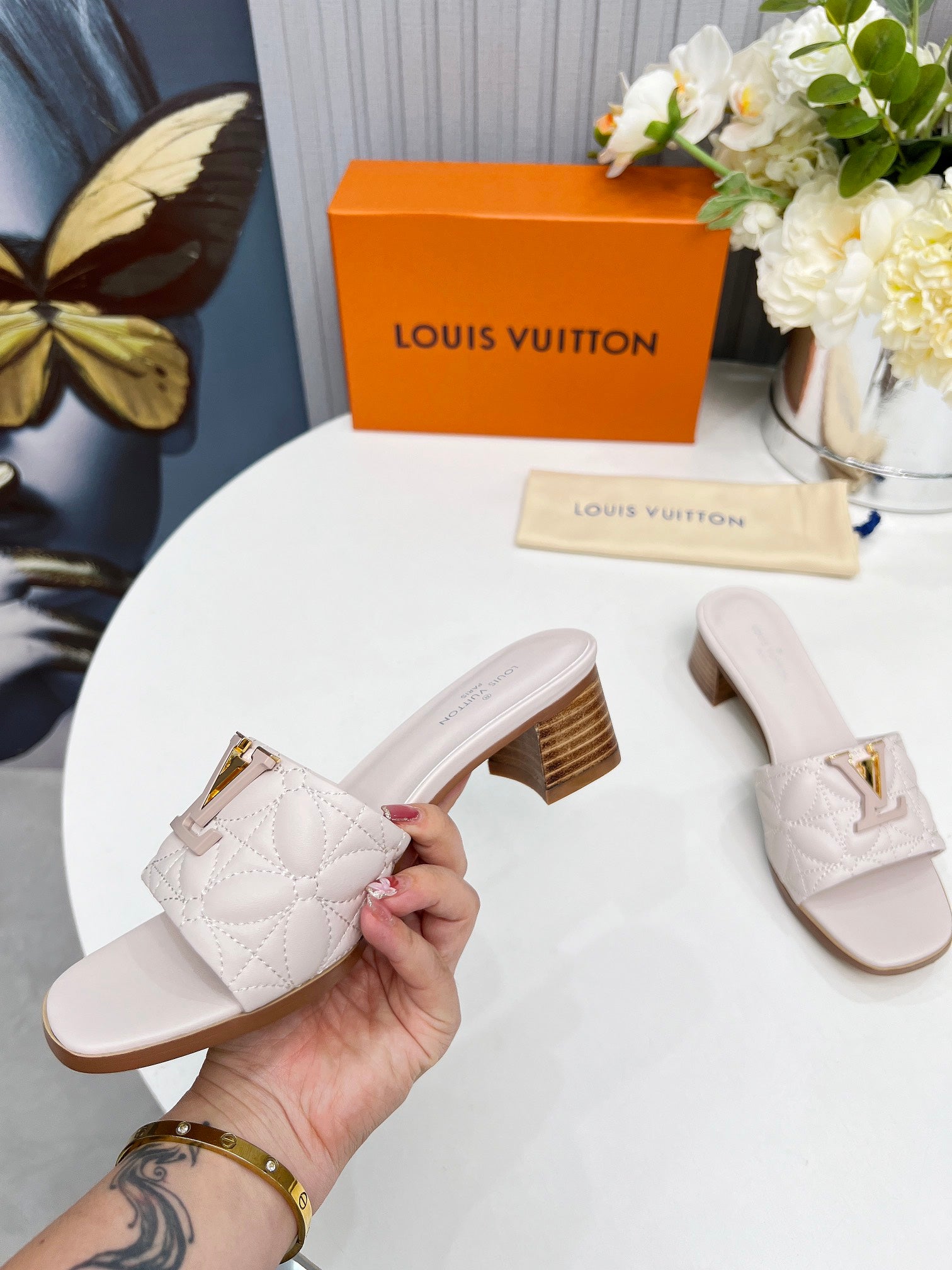 LV 26S MARE HIGH-HEELED MULE SANDALS IN ASH BEIGE CALFSKIN