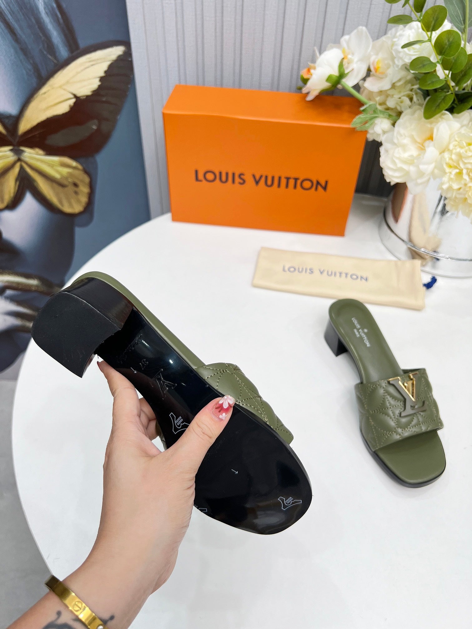 LV 26S MARE HIGH-HEELED MULE SANDALS IN MOSS GREEN CALFSKIN